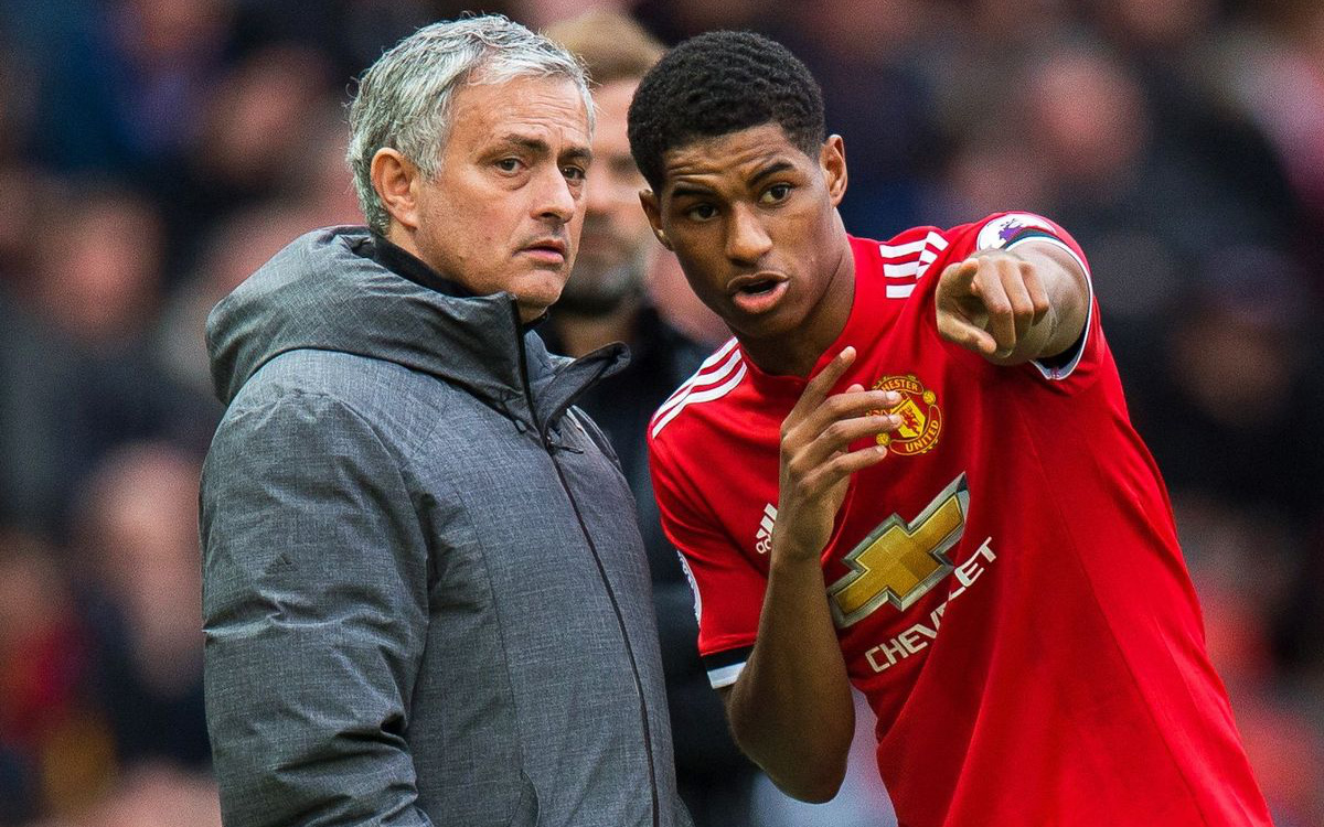 Mourinho mượn Rashford để đá xoáy Solskjaer