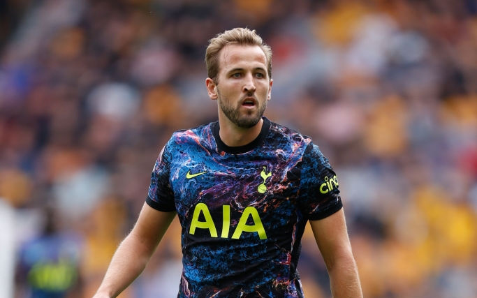 Kane trở lại, Tottenham tiếp tục thăng hoa