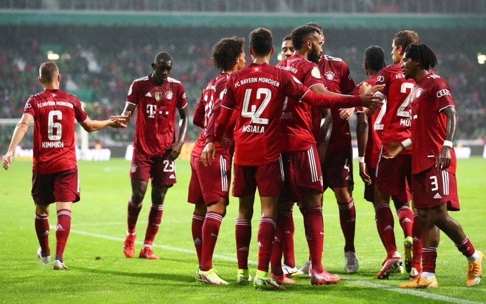 Chuyến bay của Bayern Munich bị hoãn gần 14 tiếng vì quả bom nặng 500 cân