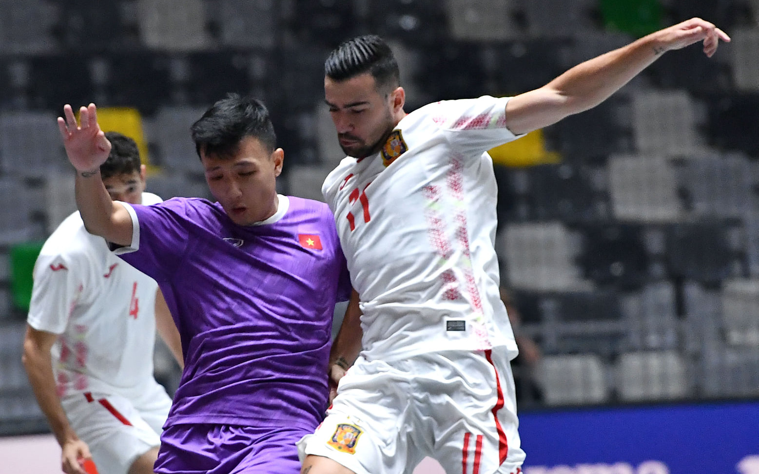 Futsal Việt Nam gặp khó khi kèm cầu thủ cao to Tây Ban Nha