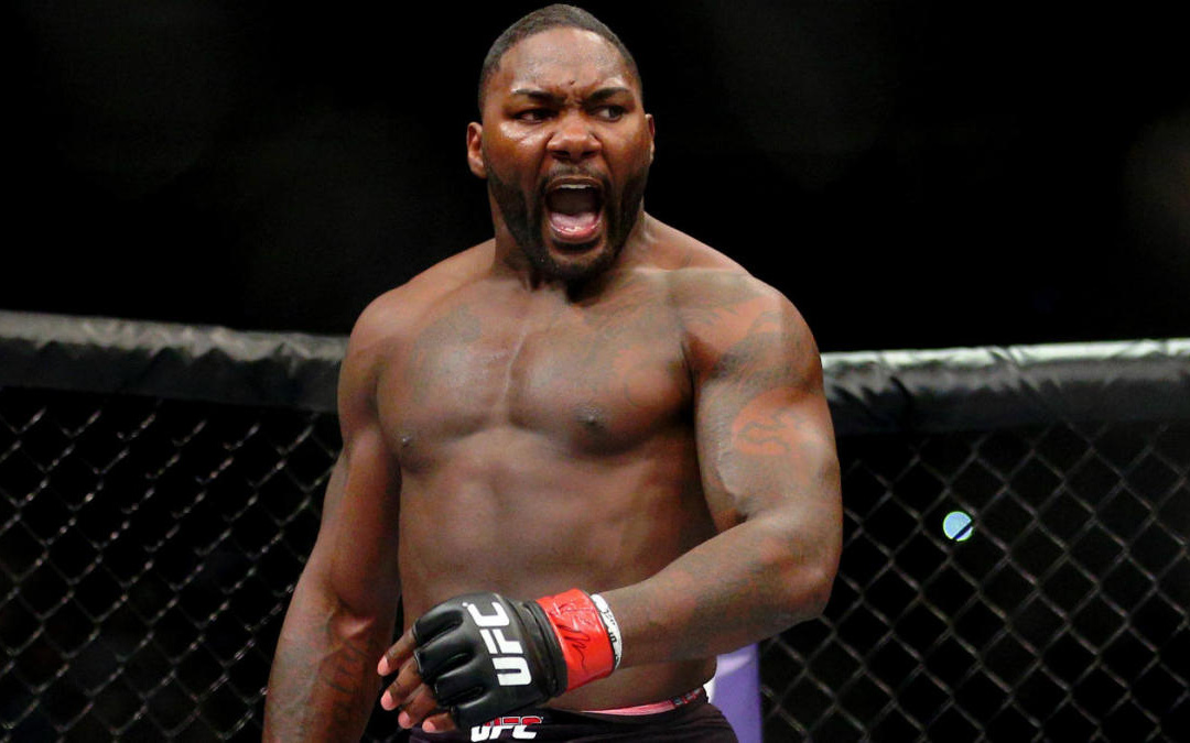 Anthony Johnson gặp vấn đề về sức khỏe, buộc phải rút khỏi Bellator Grand Prix