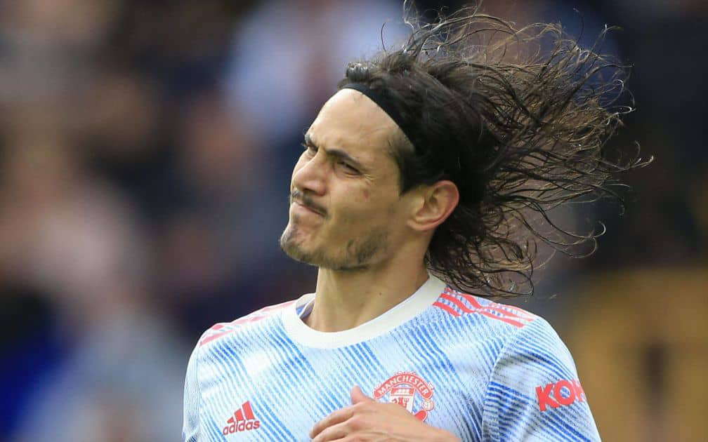 Cavani dỗi MU và BTC Ngoại hạng Anh