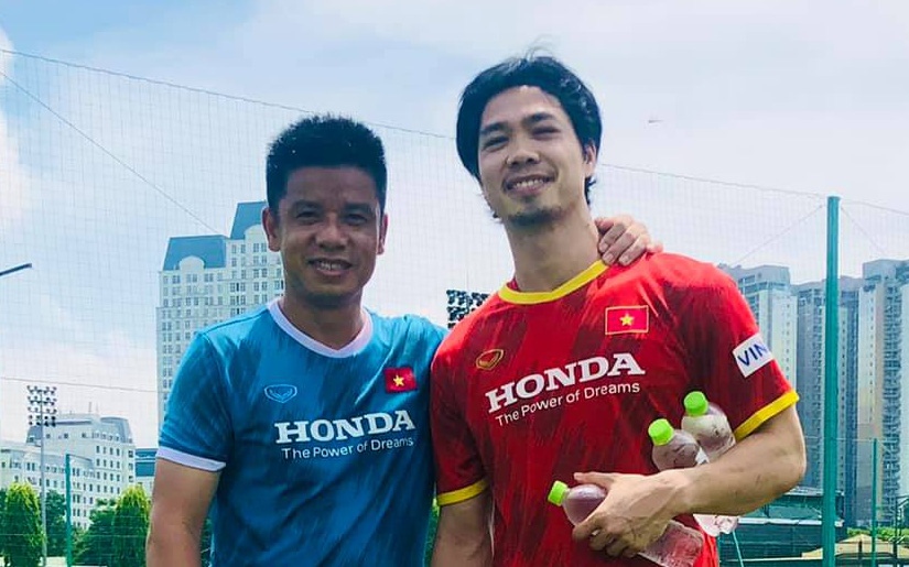 Đồng đội nghỉ ngơi, Công Phượng vùi mình tập luyện để sớm trở lại tuyển Việt Nam