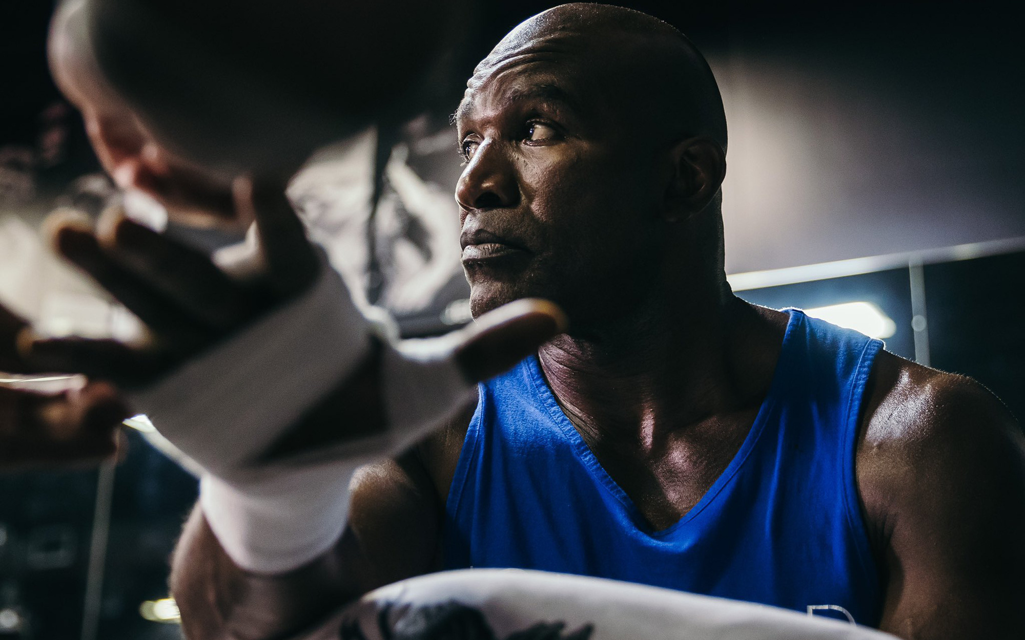 Evander Holyfield vs Vitor Belfort: Khi những kèo giải trí đi quá giới hạn
