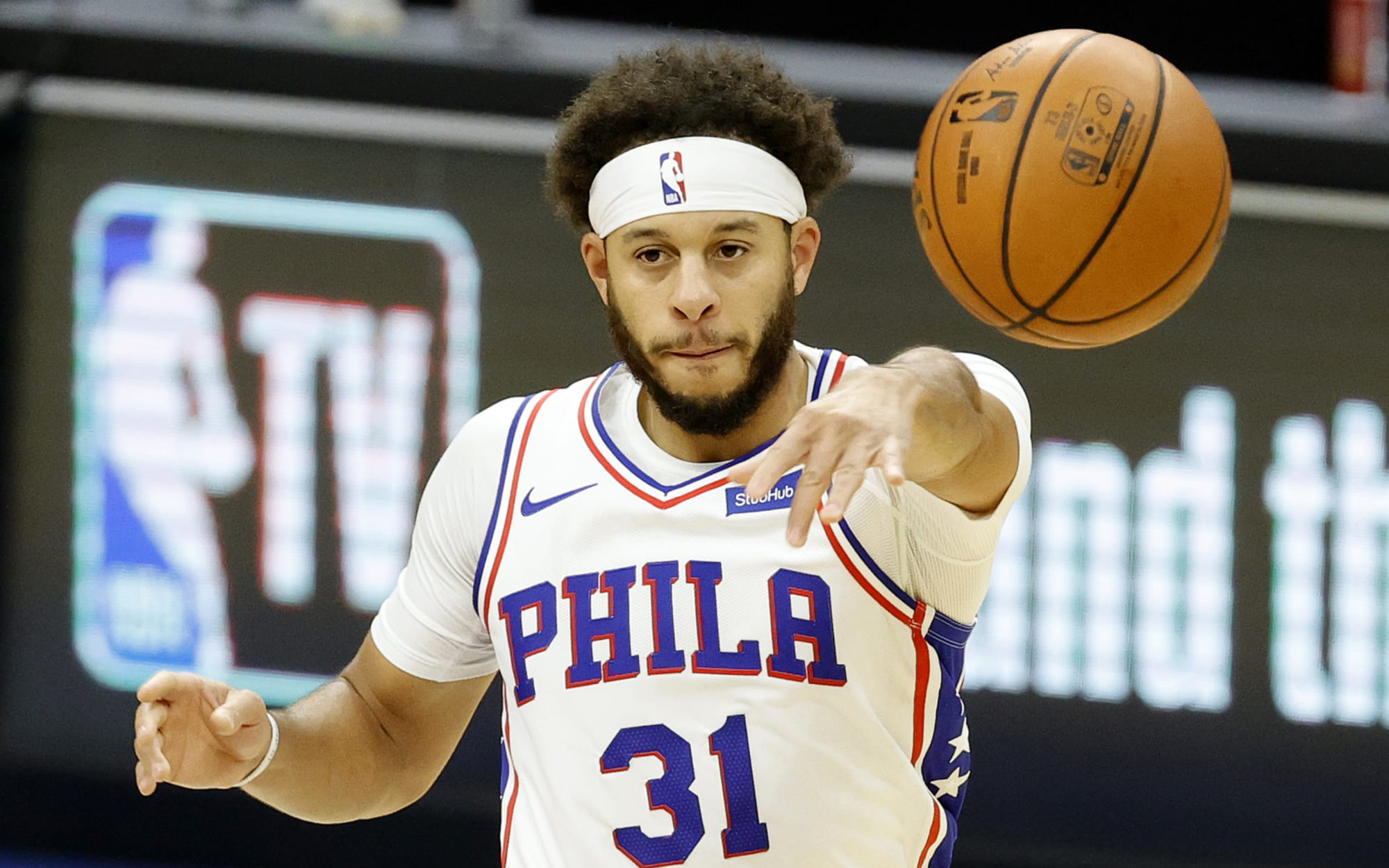 Cầu thủ bền bỉ nhất Philadelphia 76ers mùa giải 2021/22 gọi tên Seth Curry