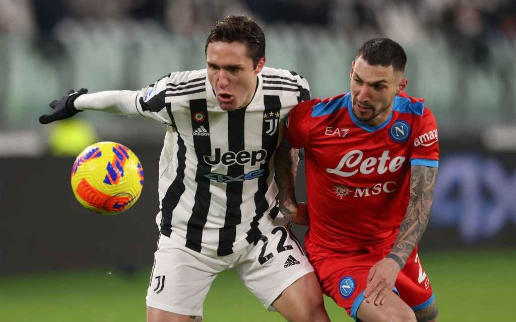 Các ngôi sao tỏa sáng, Juventus và Napoli cầm hòa nhau sau 90 phút đôi công mãn nhãn