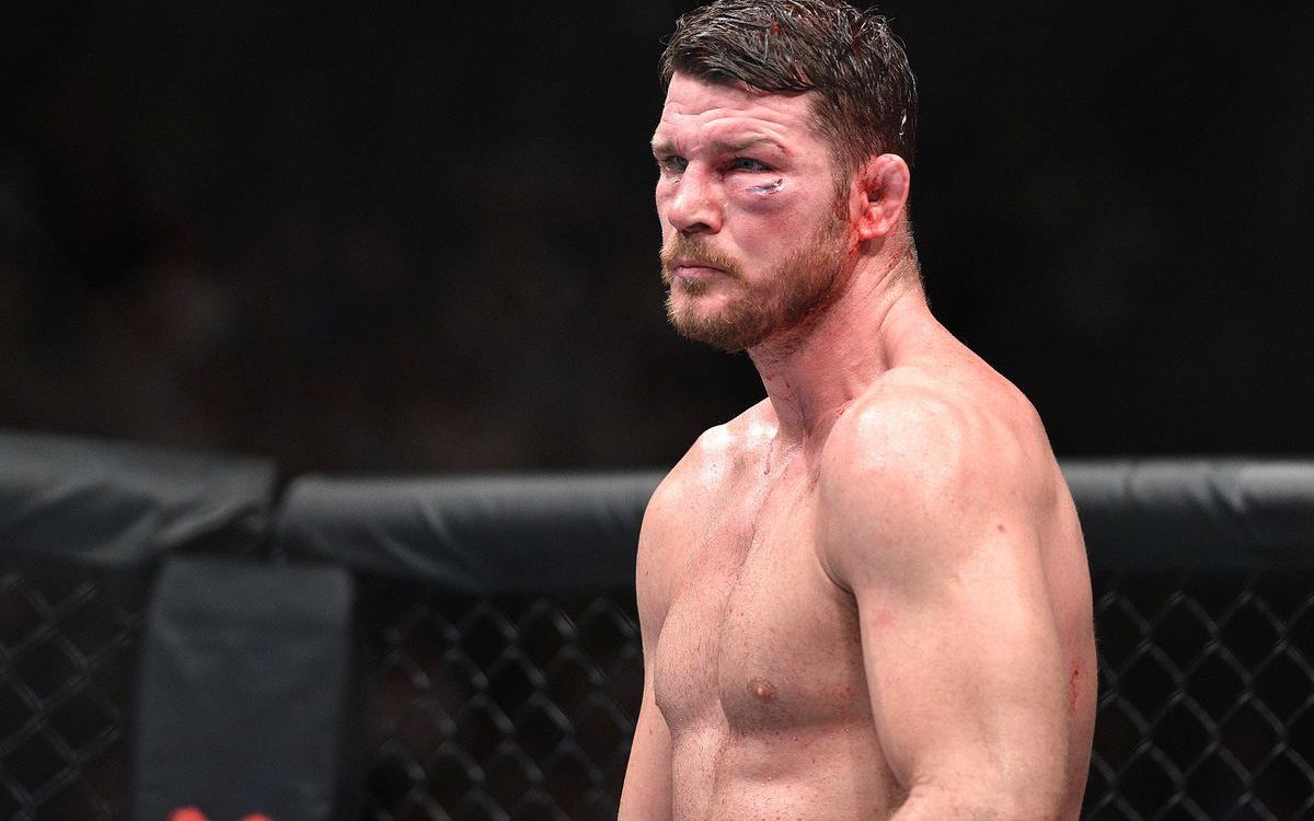 Huyền thoại UFC đe dọa &quot;đá thẳng vào mặt&quot; của Kurt Zouma