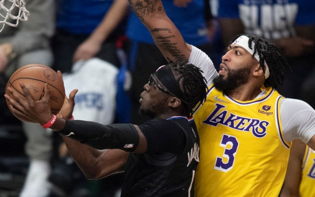 Lakers nhận thất bại đáng tiếc sau 3 phút căng thẳng nhất lịch sử derby thành Los Angeles
