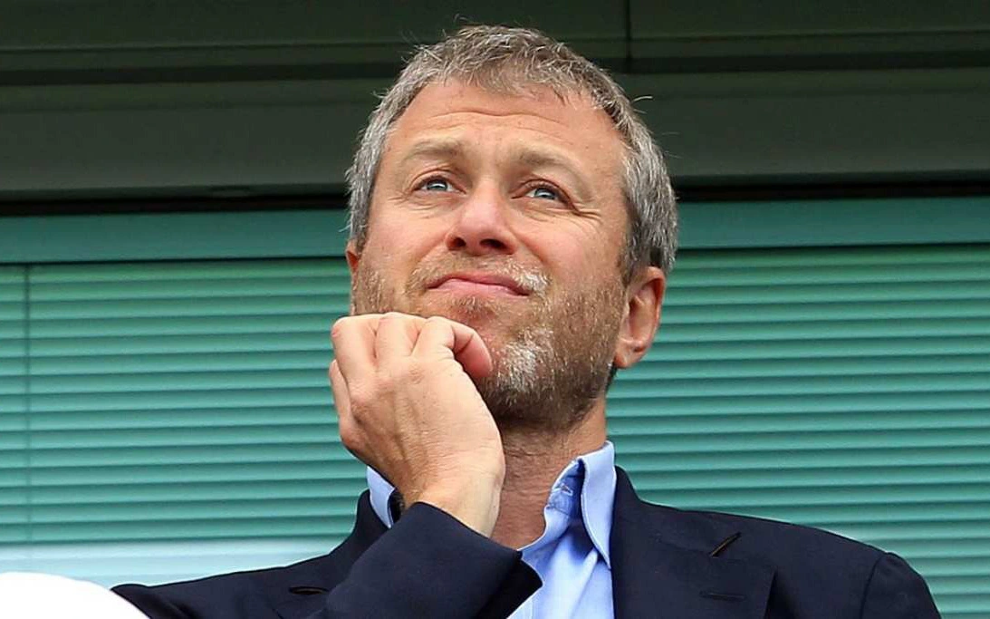 Nóng: Abramovich bị chính phủ Anh đóng băng tài sản, tước quyền sở hữu Chelsea