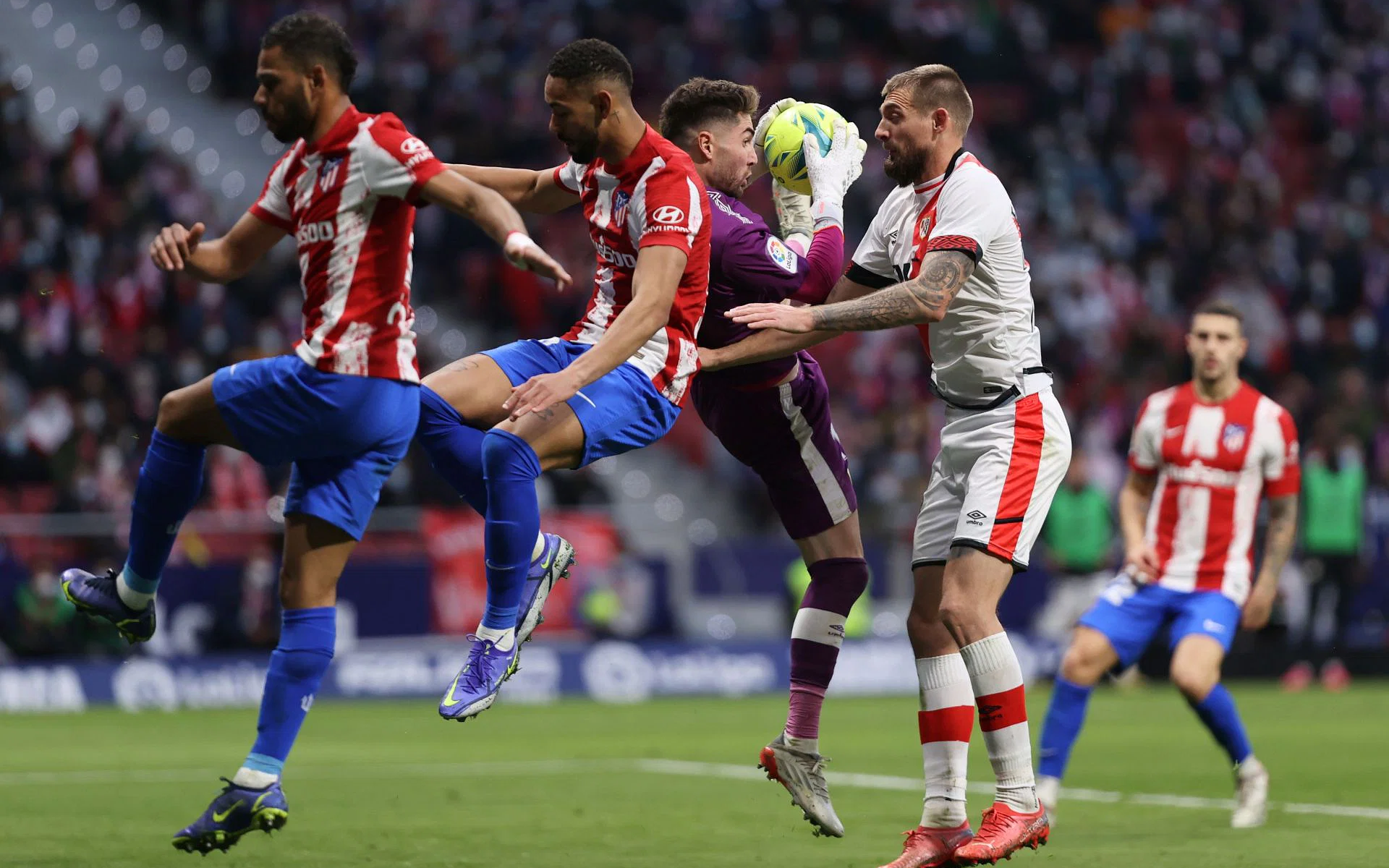 Nhận định, soi kèo, dự đoán Rayo Vallecano vs Atletico Madrid, vòng 29 La Liga