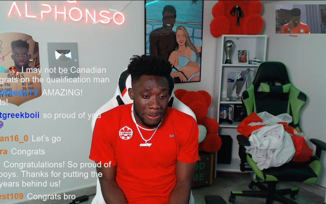 &quot;Cây hài&quot; Alphonso Davies khóc hết nước mắt vì Canada lần đầu có vé dự World Cup sau 36 năm
