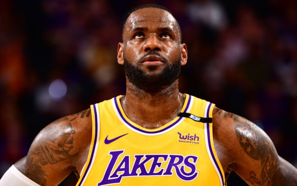 LeBron James không bỏ cuộc dù Los Angeles Lakers đang đối diện với thực tại tàn khốc