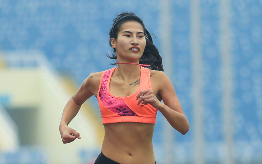 Khuất Phương Anh nổi bật trên đường đua 800m, gần chạm mốc HCV SEA Games