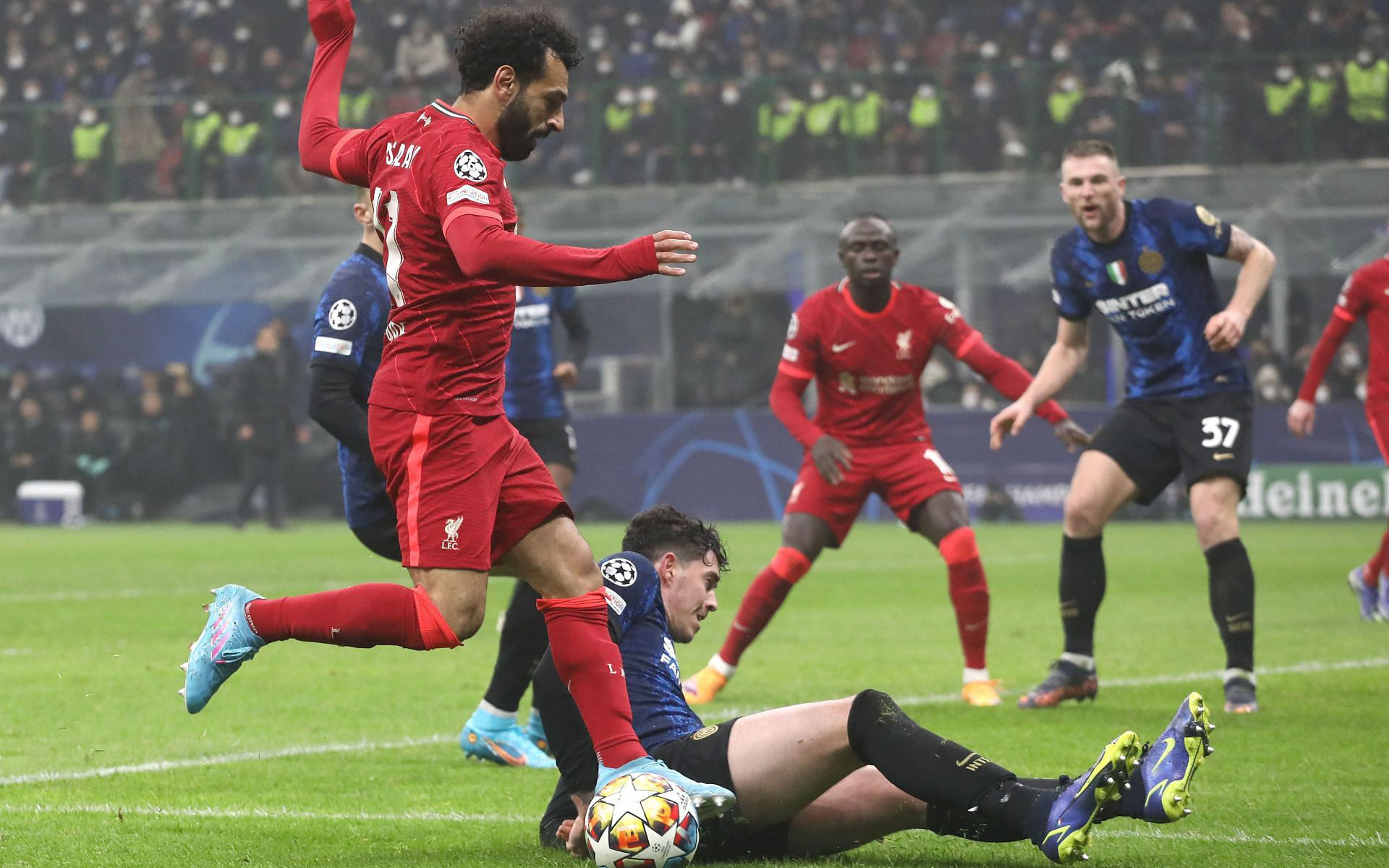 Nhận định, soi kèo, dự đoán Liverpool vs Inter Milan, vòng 1/8 Champions League