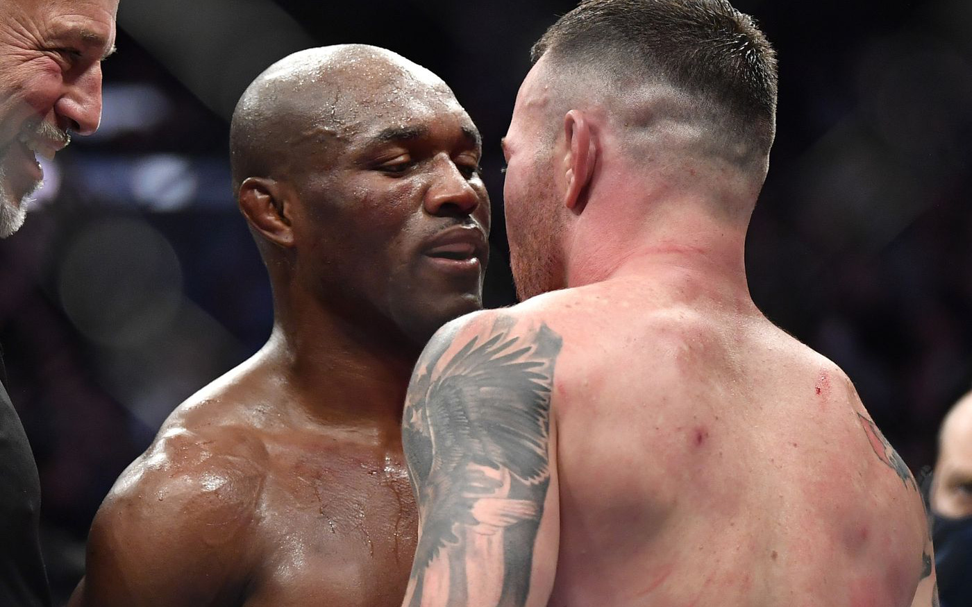 Trước mắt Kamaru Usman là trận trilogy cùng Colby Covington nhưng nhà vô địch lại muốn Canelo Alvarez