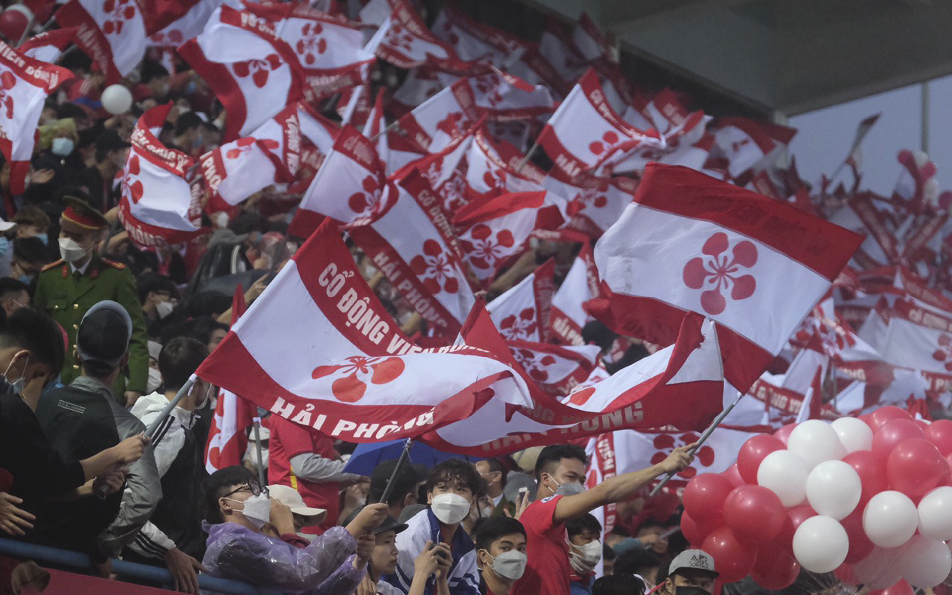 CLB Hải Phòng đề nghị được hát Quốc ca sau khi V.League đổi cách tổ chức