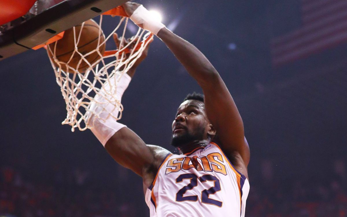 DeAndre Ayton đối diện với án phạt nặng vì dương tính với chất cấm