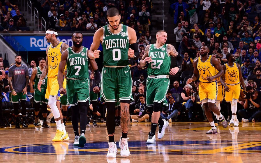 NBA 19-20: Nhọc nhằn hạ Golden State Warriors, Boston Celtics thắng trận thứ 10 liên tiếp