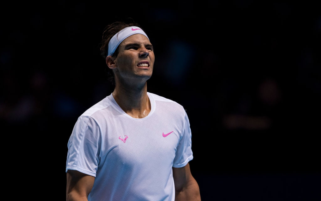 Ngược dòng quật khởi hạ gục hot boy Tsitsipas nhưng Nadal vẫn phải hứng chịu cái kết đắng ngắt