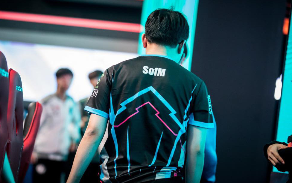 Chính thức: SofM đăng "tâm thư" chia tay LNG Esports, sẵn sàng cho thử thách mới lớn hơn