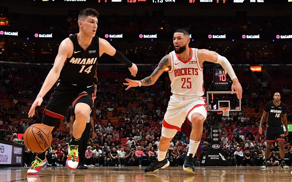 NBA 19-20: Nghiền nát đối thủ ở hiệp đầu tiên, Miami Heat dễ dàng thu phục Houston Rockets