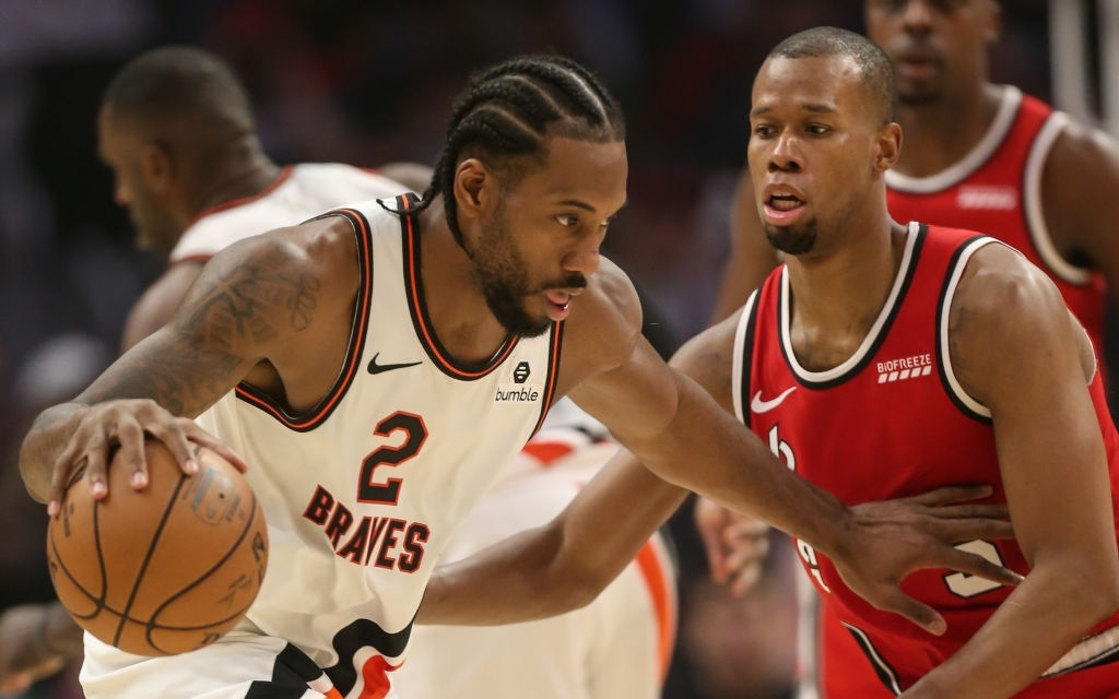 NBA 19-20: Bùng nổ ở hiệp 4, Kawhi Leonard giúp Los Angeles Clippers thoát thua trước Portland Trail Blazers