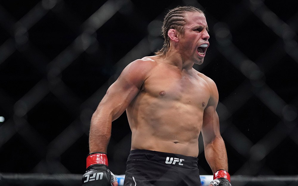 Trở lại sau gần 3 năm giải nghệ, huyền thoại UFC Urijah Faber hạ đo ván tài năng đang lên chỉ trong vỏn vẹn 46 giây