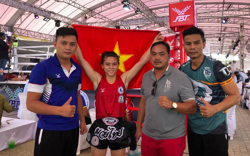 Nghẹt thở vượt qua đối thủ Philippines, Huỳnh Hà Hữu Hiếu giành đai vô địch Muay Thái thế giới
