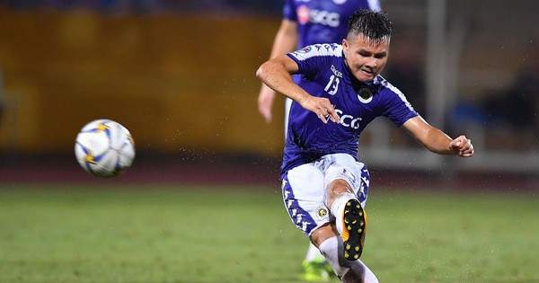 Quang Hải "xuất thần", ghi liên tiếp hai bàn thắng đẳng cấp ở Cúp châu Á cho Hà Nội FC