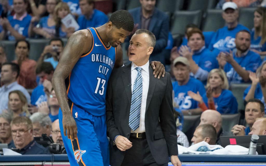 HLV Billy Donovan bất ngờ trước yêu cầu ra đi của Paul George