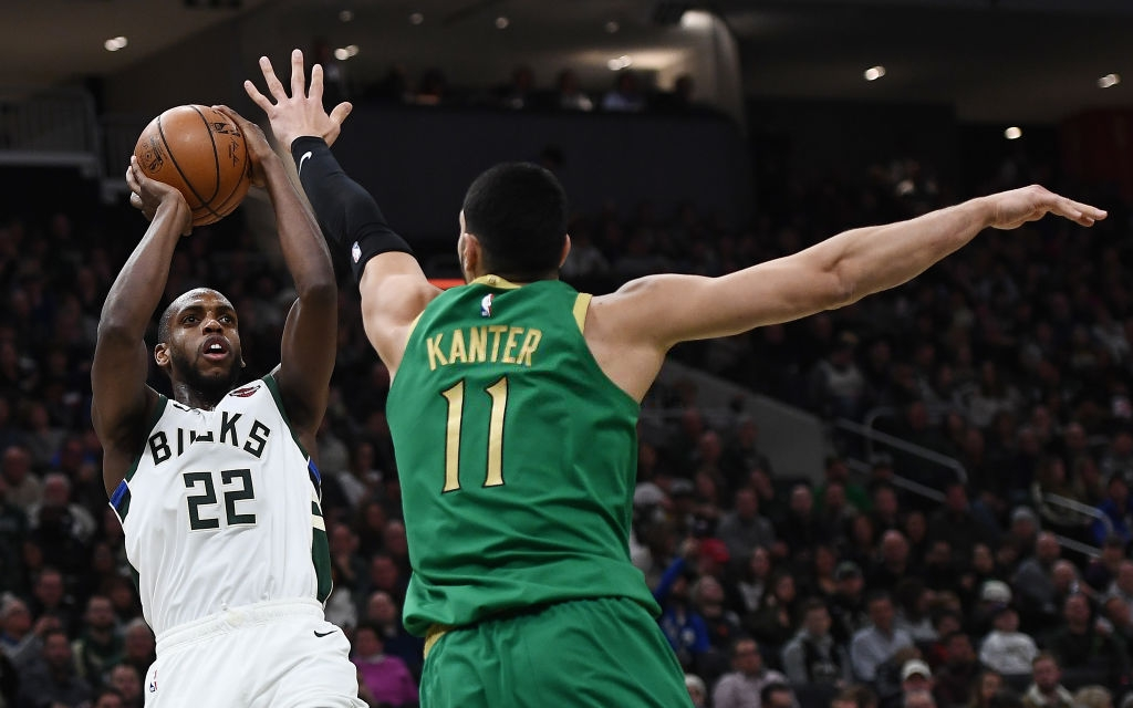 Milwaukee Bucks đánh bại Boston Celtics nhờ phong độ xuất sắc ngoài vạch 3 điểm