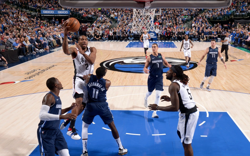 Kawhi Leonard lập Double-double, Los Angeles Clippers nhọc nhằn đánh bại Dallas Mavericks