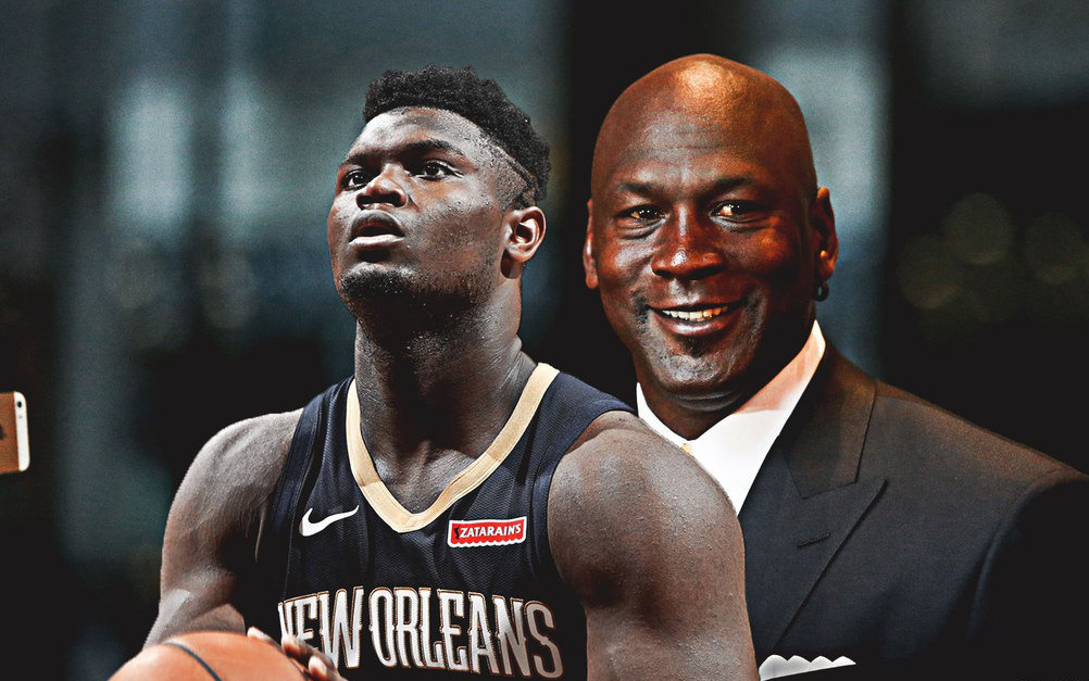 Thi đấu chói sáng, Zion Williamson ghi tên mình vào danh sách kỷ lục giải đấu cùng với huyền thoại Michael Jordan