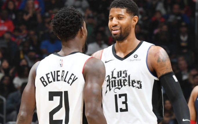 Los Angeles Clippers đại thắng Memphis Grizzlies trong ngày tái xuất của Paul George và Patrick Beverley