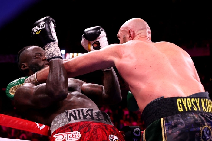 Trực tiếp tranh đai quyền Anh: Tyson Fury vs Deontay Wilder 3 - Ảnh 2.