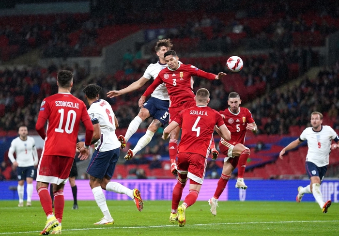 Hàng công phung phí cơ hội, tuyển Anh để Hungary cầm hòa 1-1 ngay trên sân nhà - Ảnh 5.