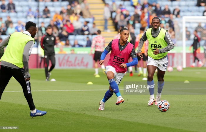 Leicester nhấn chìm "tuần trăng mật" của MU - Ảnh 26.