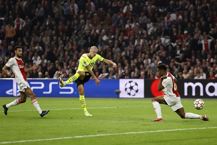 Marco Reus đốt lưới nhà, Dortmund thua tan nát trước Ajax - Ảnh 6.