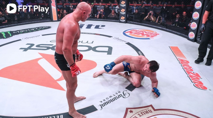 Bellator MMA 269: Huyền thoại Fedor Emelianenko chạm trán Tim Johnson - Ảnh 2.