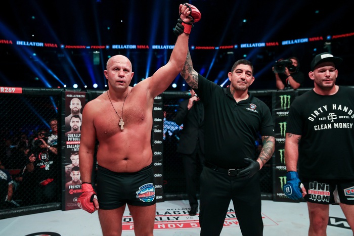 Tái xuất võ đài ở tuổi 45, huyền thoại Fedor Emelianenko giành chiến thắng knock-out ấn tượng chỉ sau 2 phút - Ảnh 6.