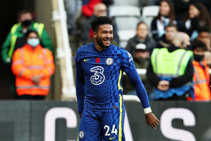 Hàng hậu vệ tỏa sáng giúp Chelsea đánh bại Newcastle để xây chắc ngôi đầu bảng - Ảnh 5.