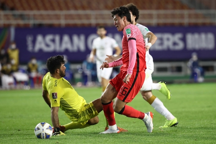 Ghi bàn phút 89, Son Heung-min giải cứu Hàn Quốc bằng chiến thắng 2-1  - Ảnh 3.