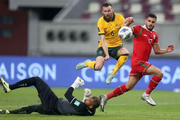 Đôi công hấp dẫn, Úc đánh bại Oman với tỷ số 3-1 - Ảnh 3.