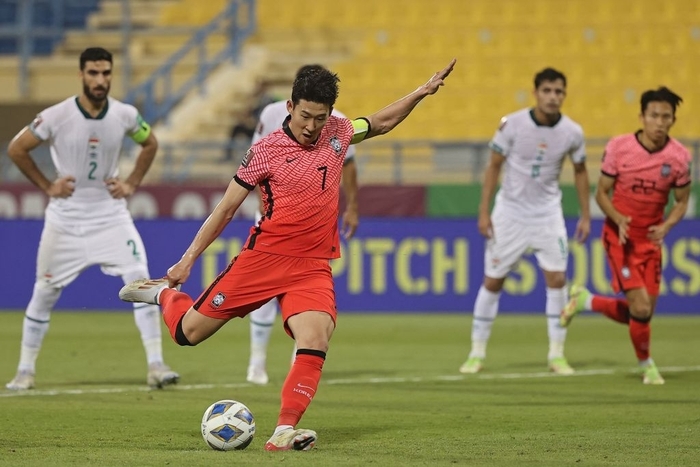 Son Heung-min tỏa sáng giúp Hàn Quốc đả bại Iraq để tiếp tục áp sát ngôi đầu bảng của Iran - Ảnh 5.