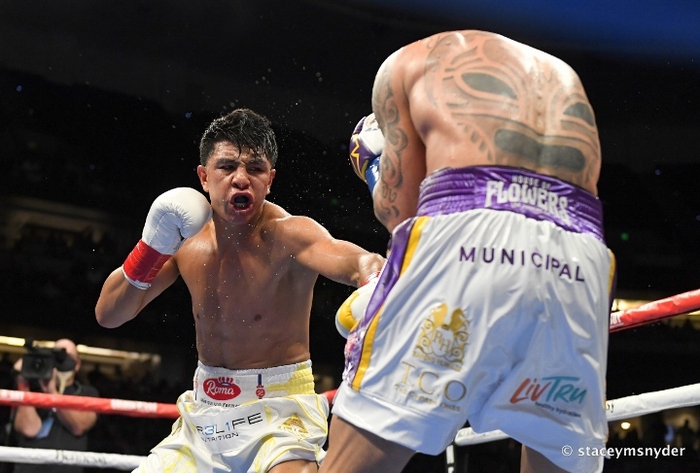 Làng quyền Anh với một tuần đầy sôi động: Ứng viên so găng cùng Canelo lộ diện, xuất hiện hai kết quả gây sốc - Ảnh 2.