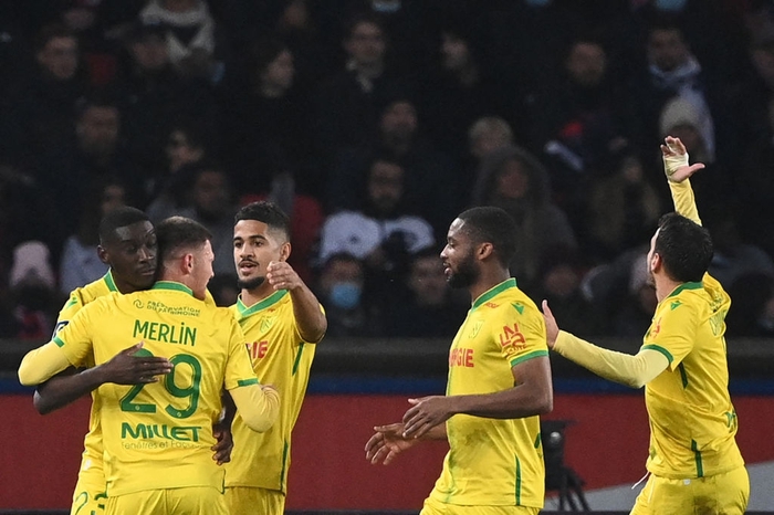 Mbappe, Messi ghi bàn giúp PSG thắng dễ Nantes dù phải chơi thiếu người - Ảnh 4.