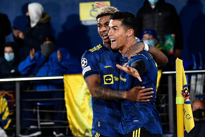 Ronaldo chọc khe tinh tế mở ra cơ hội dứt điểm đối mặt cho Rashford - Ảnh 2.