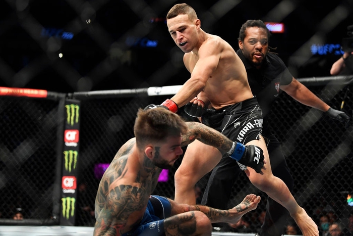 Cody Garbrandt bị KO sớm tại UFC 269, kéo dài chuỗi trận thất vọng - Ảnh 3.