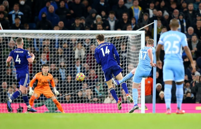 Chơi thăng hoa, Man City đè bẹp Leeds ngay trên sân nhà với 7 bàn thắng - Ảnh 8.