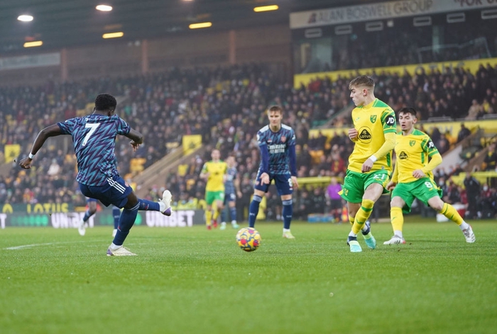 Dễ dàng đánh bại Norwich, Arsenal vững vàng vị trí trong top 4 - Ảnh 1.